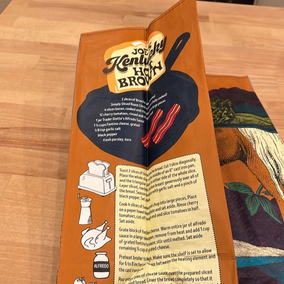 Trader Joe’s Kentucky reusable bag nwt - Picture 4 of 7